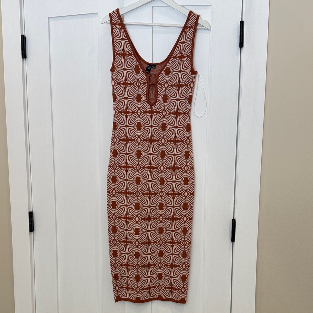 WINDSOR STORE- Knit Midi Burnt Orange  Patterned Dress